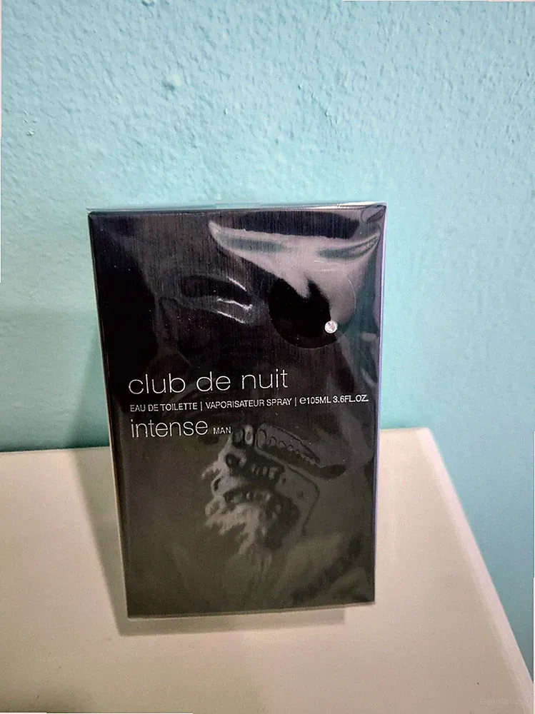 perfumes for men and women